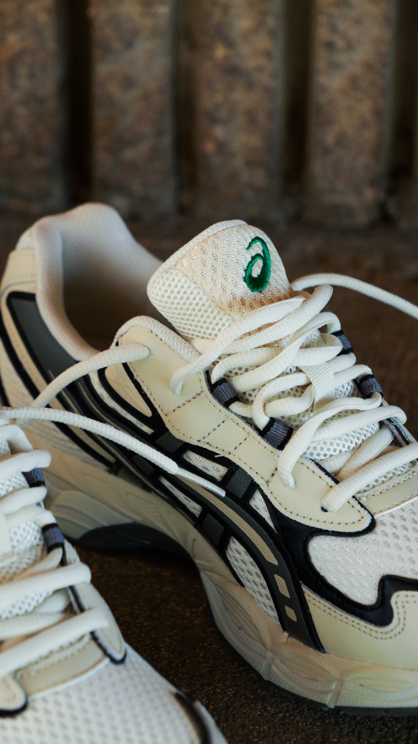 Mens Asics Gel-NYC 2055 (Pale Oak/Truffle Grey)